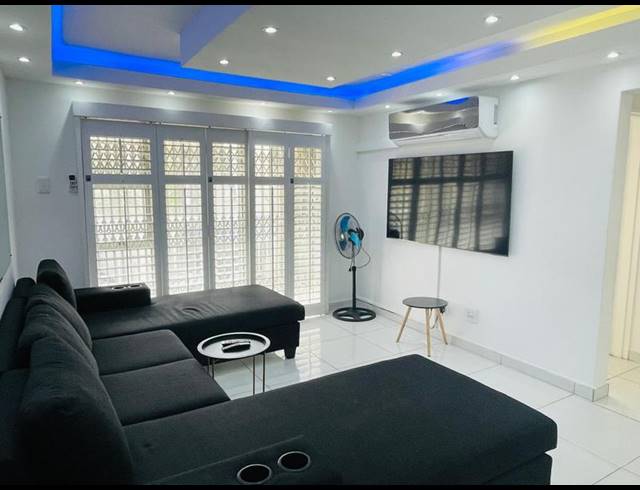 2 BEDROOM PROPERTY TO RENT IN NORTH BEACH